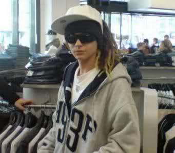 Galeria De Fotos De Tom Kaulitz [!!] - Página 3 2klrab