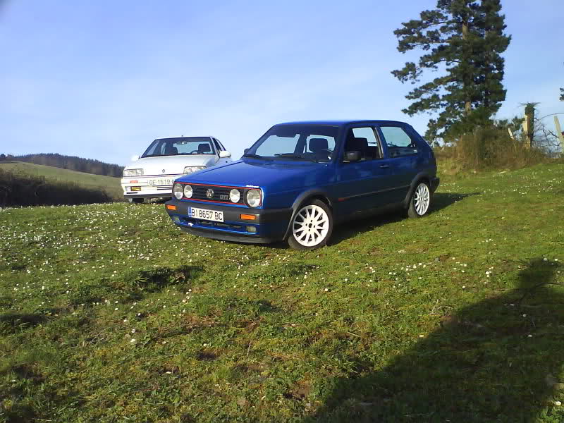 Renault 19 Chamade 16V VS VW Golf GTI MKII 2zyanio