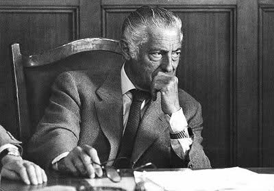 Portez vous vos montres comme Giovanni Agnelli ? - Page 3 Im2xar