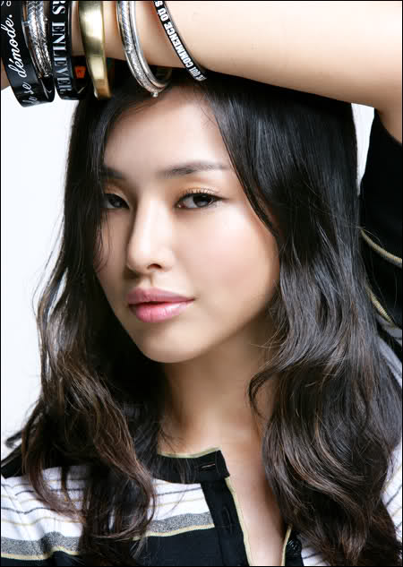 MISS KOREA 2006: Honey Lee 258xlsn