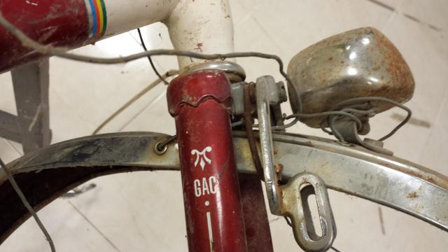 Restauración total de una bicicleta G.A.C. 2mm5wk9