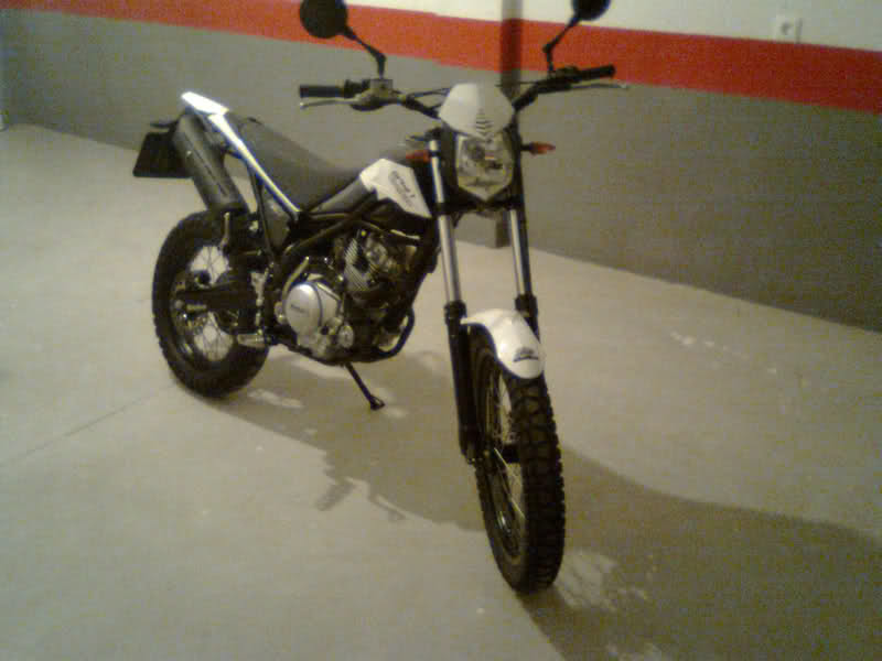 Beta Urban 125 frente a Rieju Tango 51vhoo