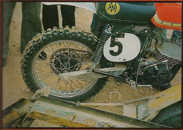 Montesa Cappra 75 - Trofeo 1976 * Rafbultaco - Página 2 Ixxv15