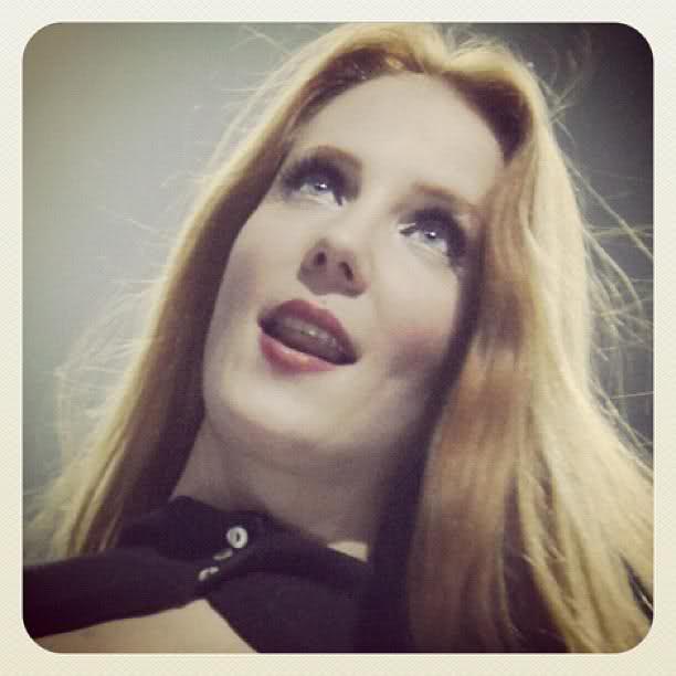 Fotos de Simone Simons Juuyxs