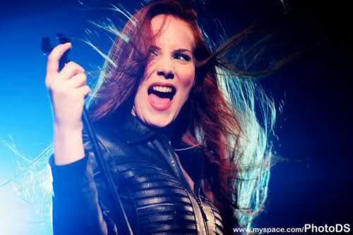 Fotos de Simone Simons - Página 2 Rva803