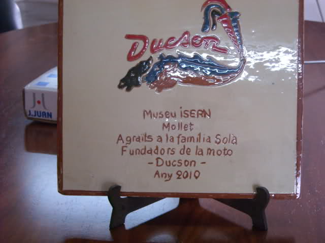 Homenaje a Ducson en el Museo Isern - Página 2 Walrmx