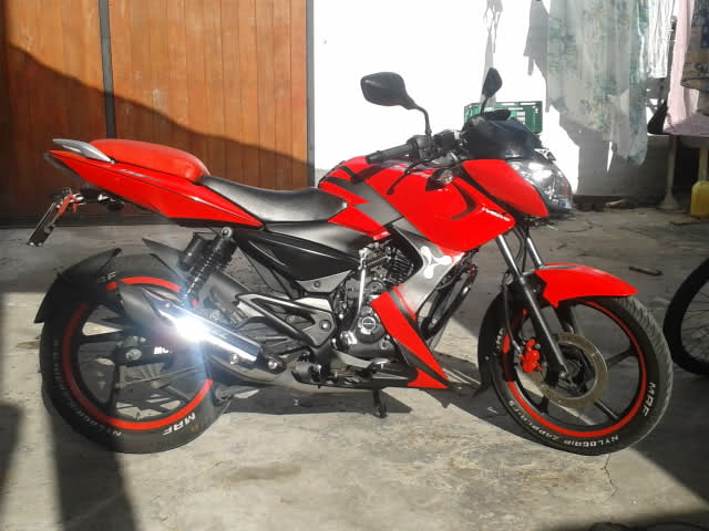 le robaron la moto a mi pibe - BAJAJ 135 ROJA - DOMINIO 704 HKJ  346nxv6