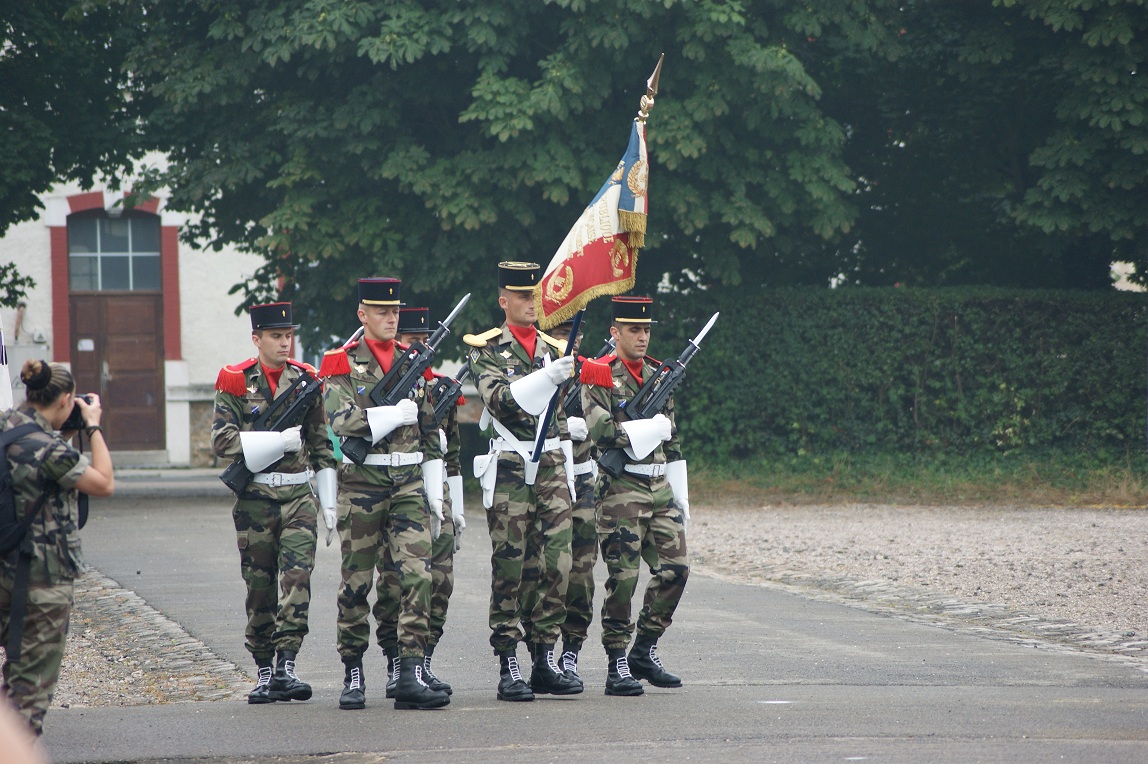 Le 402ème Régiment d'artillerie 2ik2hyo