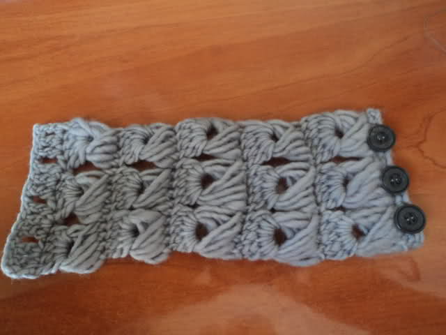 pulsera crochet - Pulsera tejida a crochet con botones 2mwffig