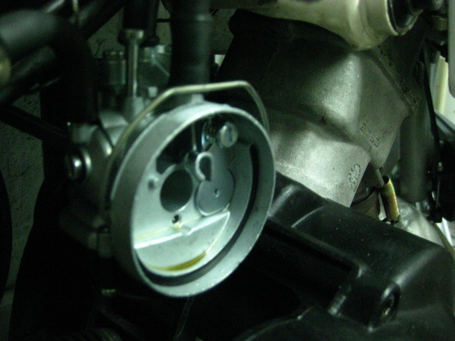 Láminas de la pipa del carburador de mi MTR en mal estado 33emyi1