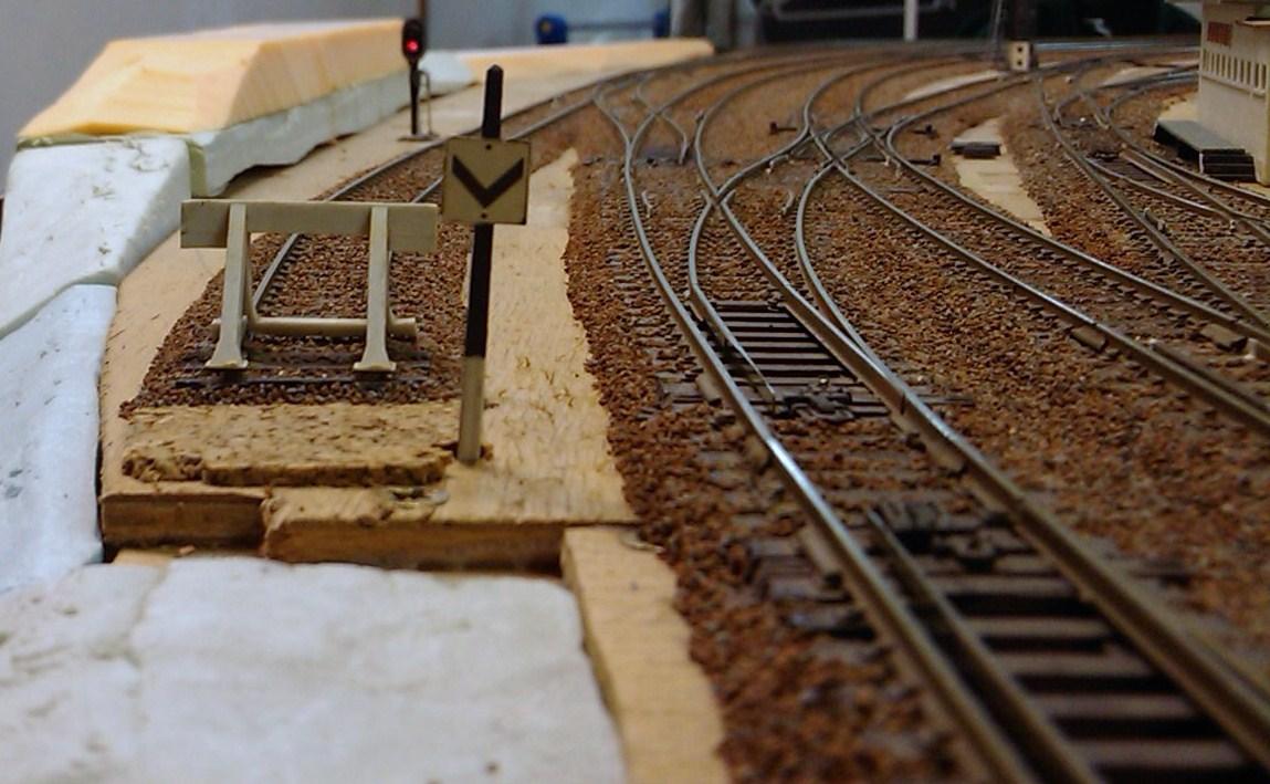 Gare Sud Ouest à voie unique Jhsbpk