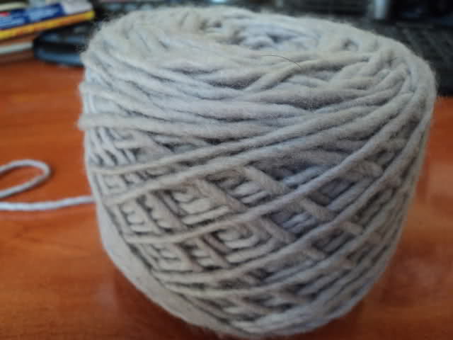Pulsera tejida a crochet con botones 15k046