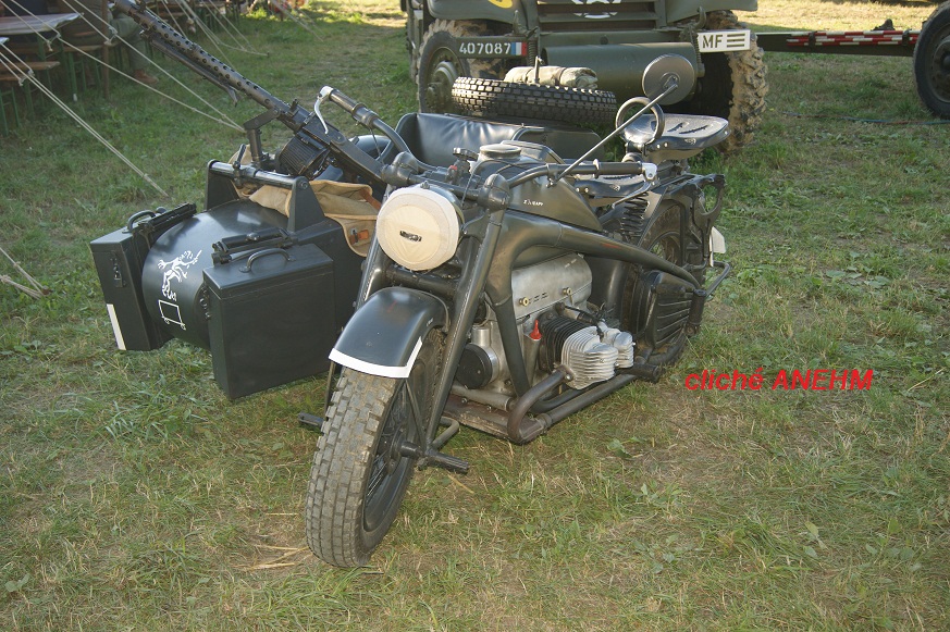 reconstitution moto allemande WW2 B62dg4