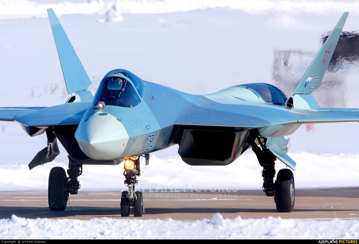 Sukhoï PAK-FA / T-50 - Page 4 30t2vdx