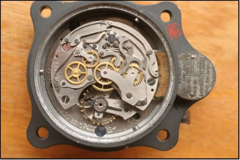 montres de bord - Page 2 28ib03m