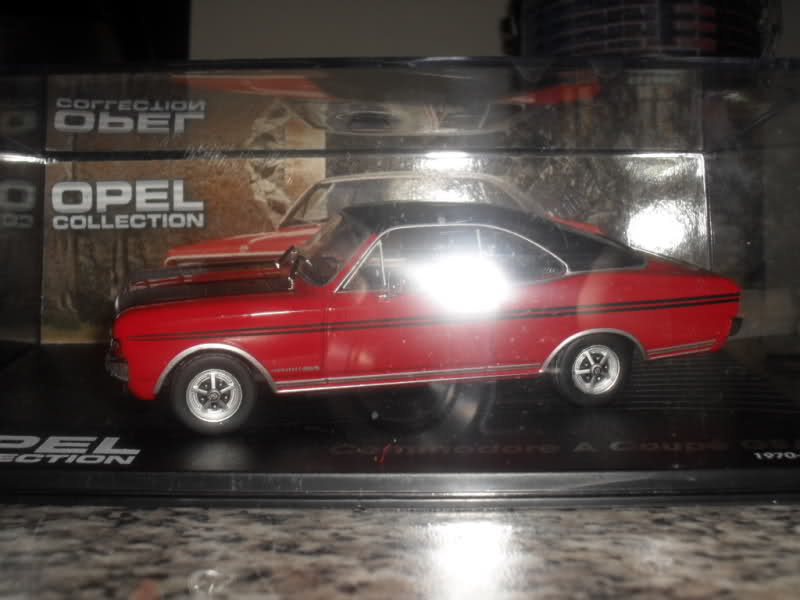 Opel Commodore A, Eaglemoss Collections 2n8ncl0