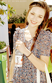 Avatars Crystal Reed 30xihbd