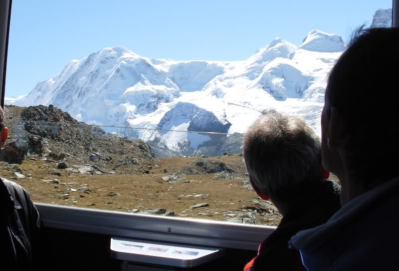 J'ai découvert le paradis des FAMeurs ! (Zermatt : propagande et photos :-) - Page 2 2h6vr5z