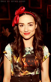 Avatars Crystal Reed A11wud