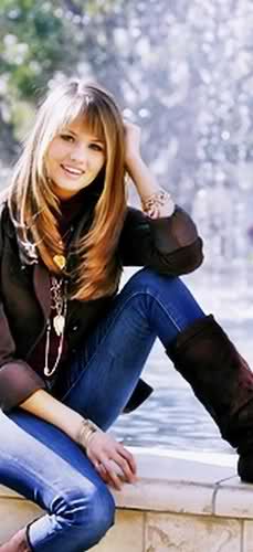 Debby Ryan 14lhtn4