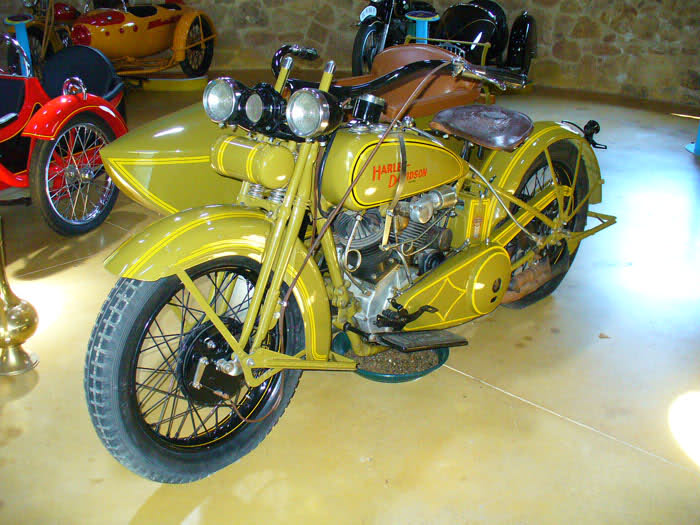 MUSEO DE LA MOTO CLASICA DE HERVAS.(Mas Fotos) 6fwgbd