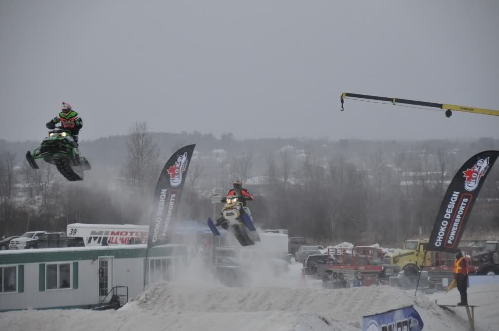 PHOTOS du SNOCROSS À XTOWN & LES MEILLEURS DU QUÉBEC vs LE RESTE !  Dv7eo