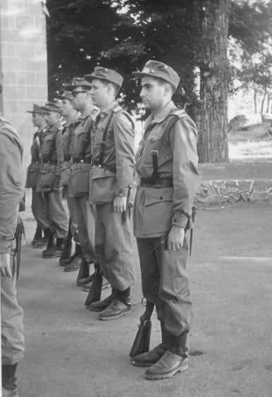 Uniformología Militar del Ejercito Español. Snjqc9