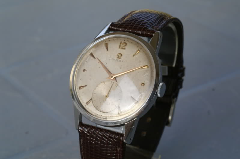 grande OMEGA calibre 30 boite acier et ......petite revue  2u60mlk