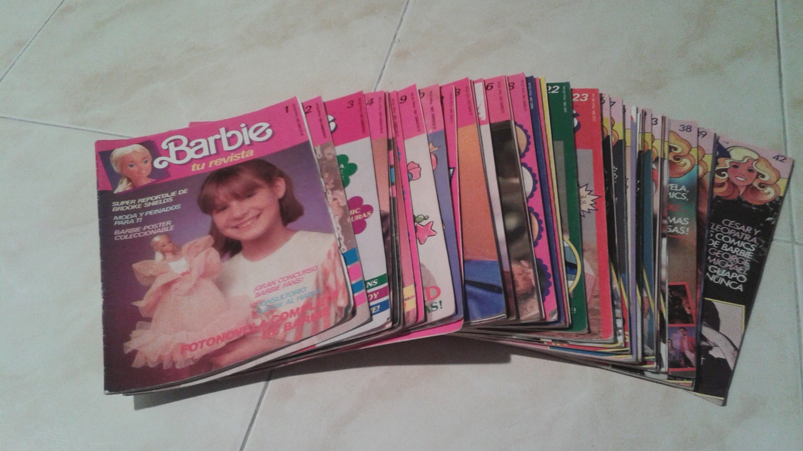 VENTA LOTE REVISTA BARBIE, ED. FORUM, 1985. Nº1-42,SALVO25,36,37 14t0ajl