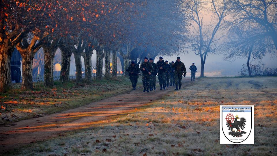 EJERCICIOS DEL EJERCITO ARGENTINO - Página 2 6gzm89