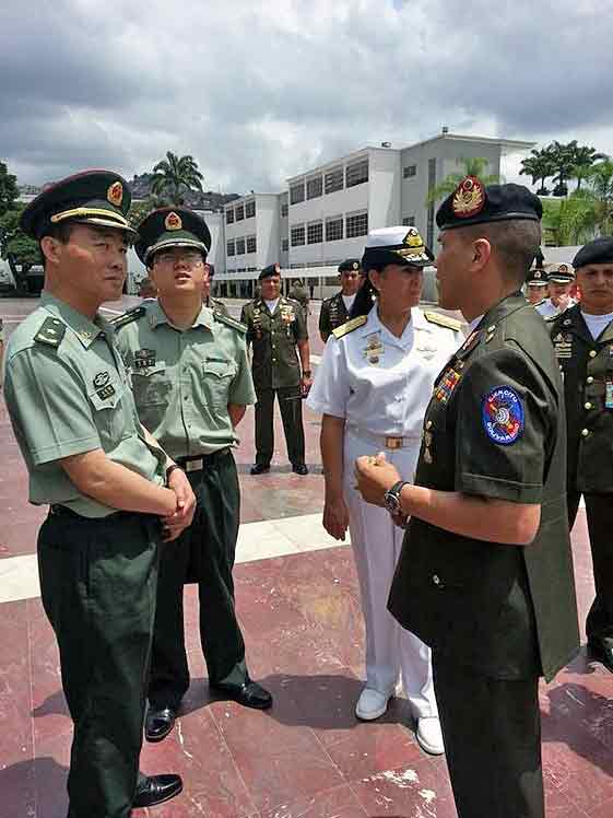 EJÉRCITO DE VENEZUELA - Página 17 Dz9wn8