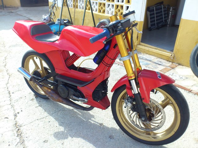 Derbi - Derbi Variant Racing - Página 2 Ma9rnb