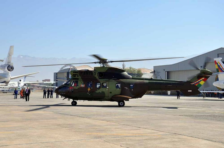 Fuerzas Armadas de Bolivia 245fwqb