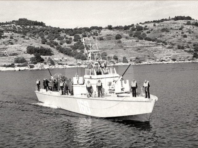 Brodovi i podmornice Jugoslavenske ratne mornarice 29pyk8w