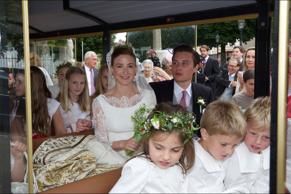 BODAS EN LAS CASA NO REINANTES 2z49vnb