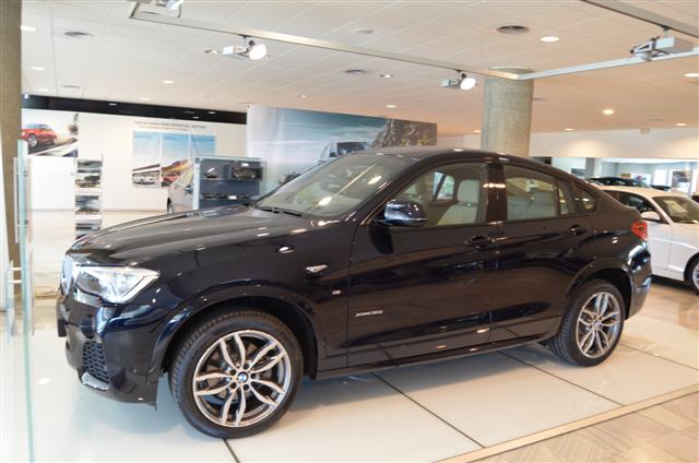 FOTOS: BMW X4 35i CarbonSchwarz Paquete M de EXPOSICIÓN en Concesionario BMW Marbella Automotor Fdu0qc