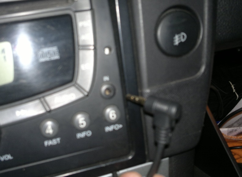 Cabo auxiliar para o som do Ecosport 2003-2008 - usar Celular ou MP3 244633q