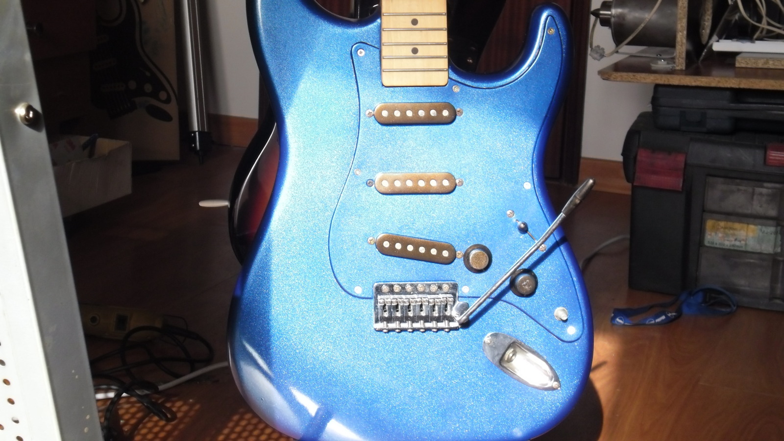  (mods Stratocaster asahi ) novas fotos ja montada  9rkl7n