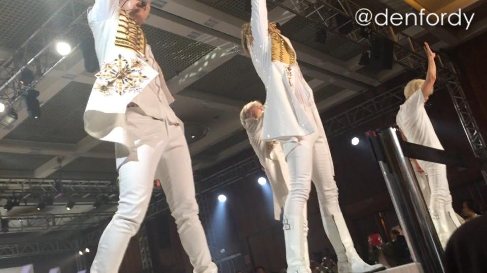 150425 SHINee @ Evento 'Fashion & Passion' en São Paulo, Brasil K1wcc6