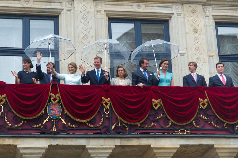 CASA REAL DE LUXEMBURGO - Página 4 23ht1ee