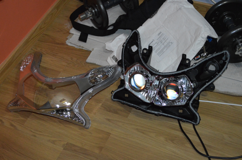 Faros xenon, modificando los originales. 2ngvgqv