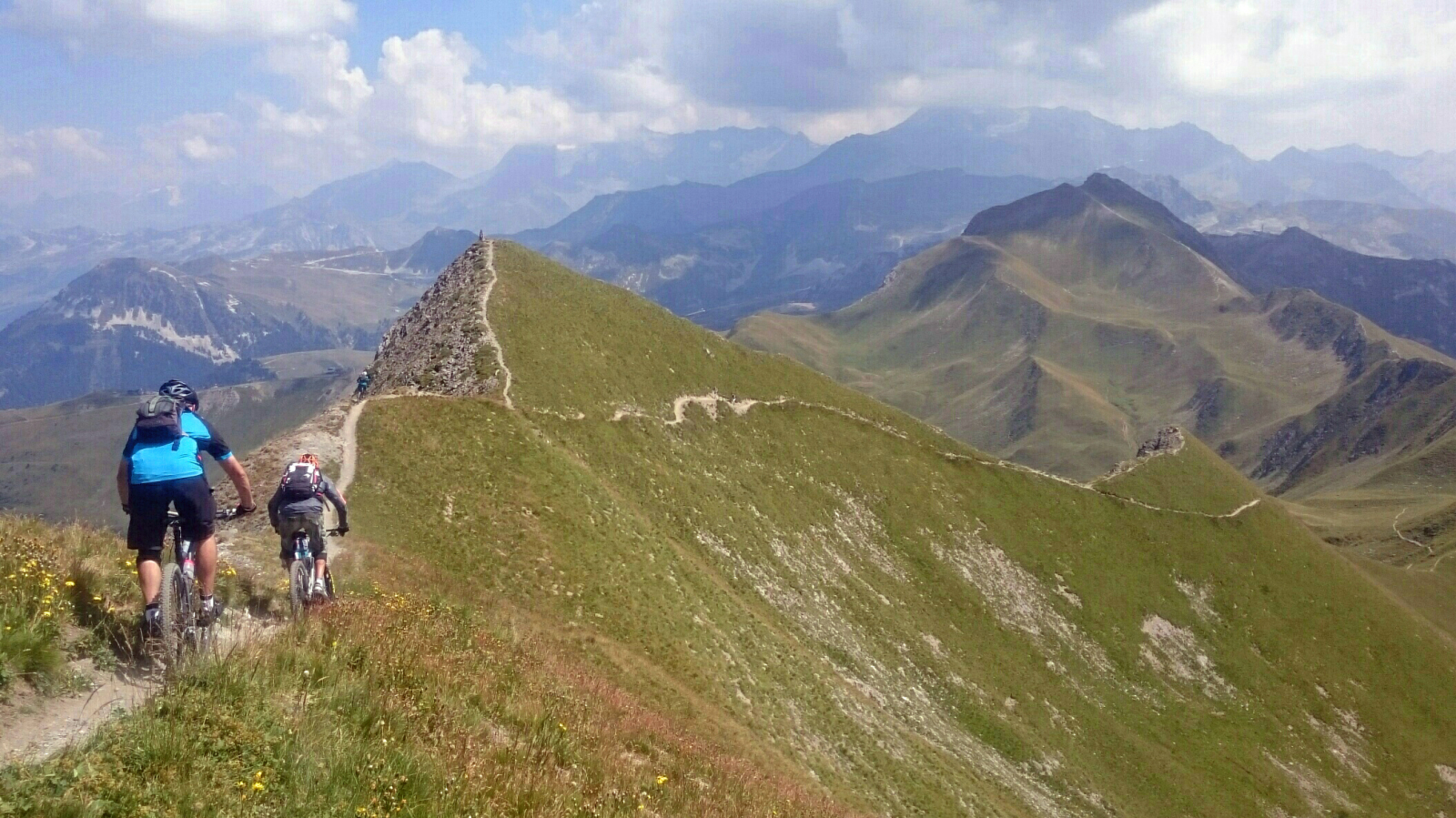 Vidéos des spots VTT autour d'Annecy 2uglxlg