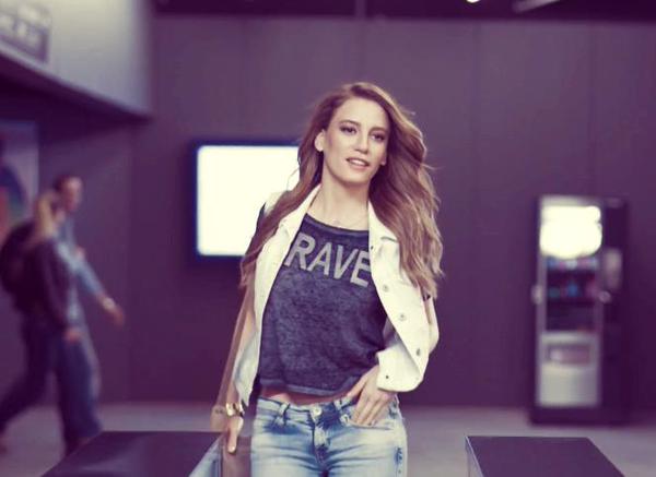 sarikaya - Serenay Sarikaya/სერენაი სარიკაია #21 - Page 35 2zjccc6