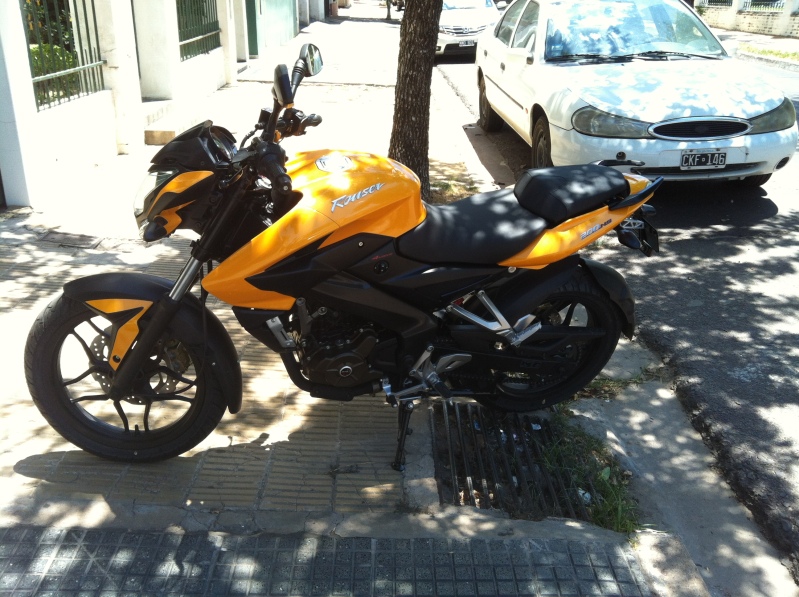 Rouser 200 NS - Corrientes 3322xqx