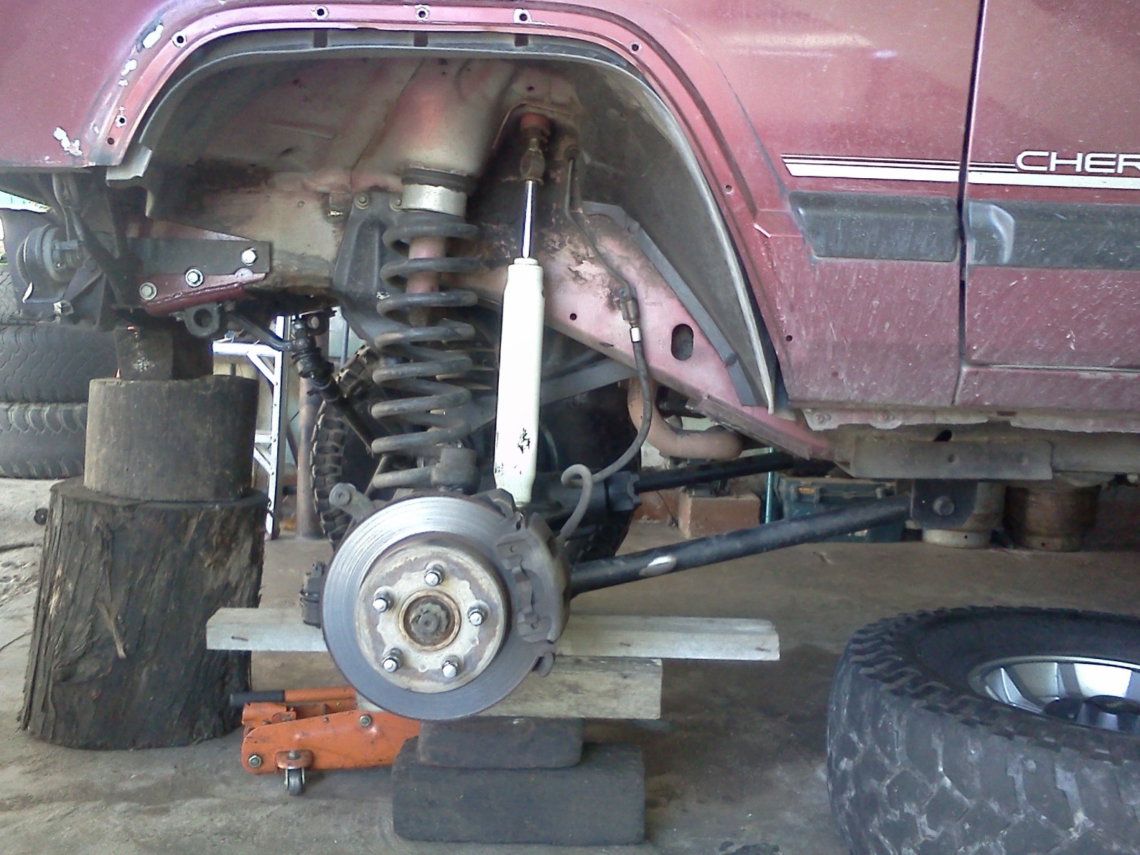 MODIFICACION SUSPENSION A XJ HOME MADE (hecha en casa) Aev2at