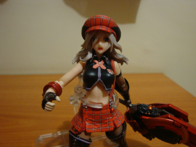 [Review] Bandai Tamashii Nations D-Arts - God Eater - Alisa  11hq6mr