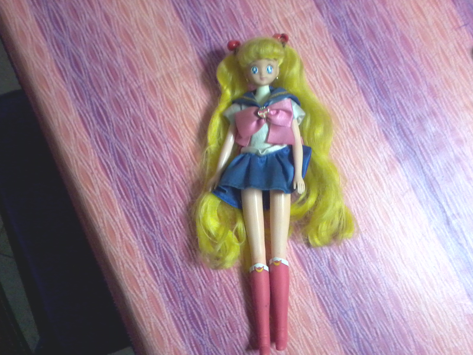 CERCO OGGETTI SAILOR MOON ANNI 90 !!!! 2eev3eq