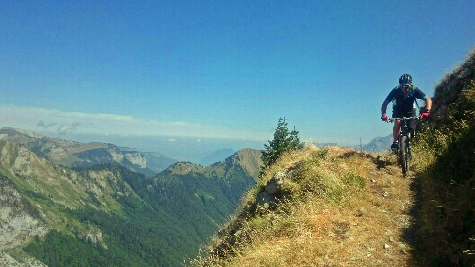 Vidéos des spots VTT autour d'Annecy 2iub18l