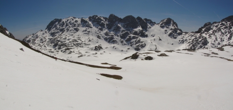 20120401 - PICOS DE EUROPA - REFUGIO COLLADO JERMOSO Ae7774