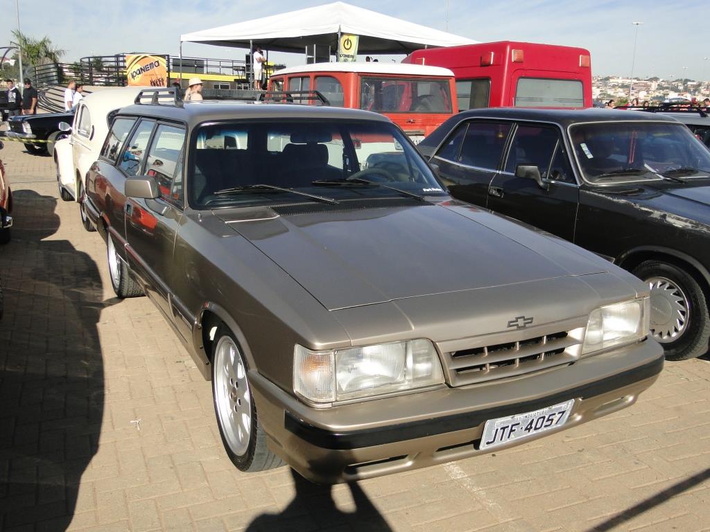 4º Encontro de Opalas e Carros Antigos - Sorocaba/SP Fogl7n